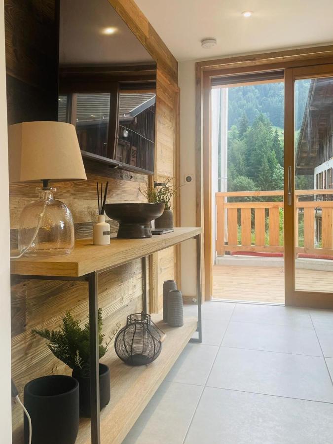 Апартаменти Le Petit Cham - Cosy And Stylist With Balcony View Морзін Екстер'єр фото